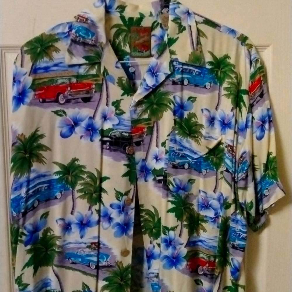 Island Collection Men's Large Hawaiian Shirt